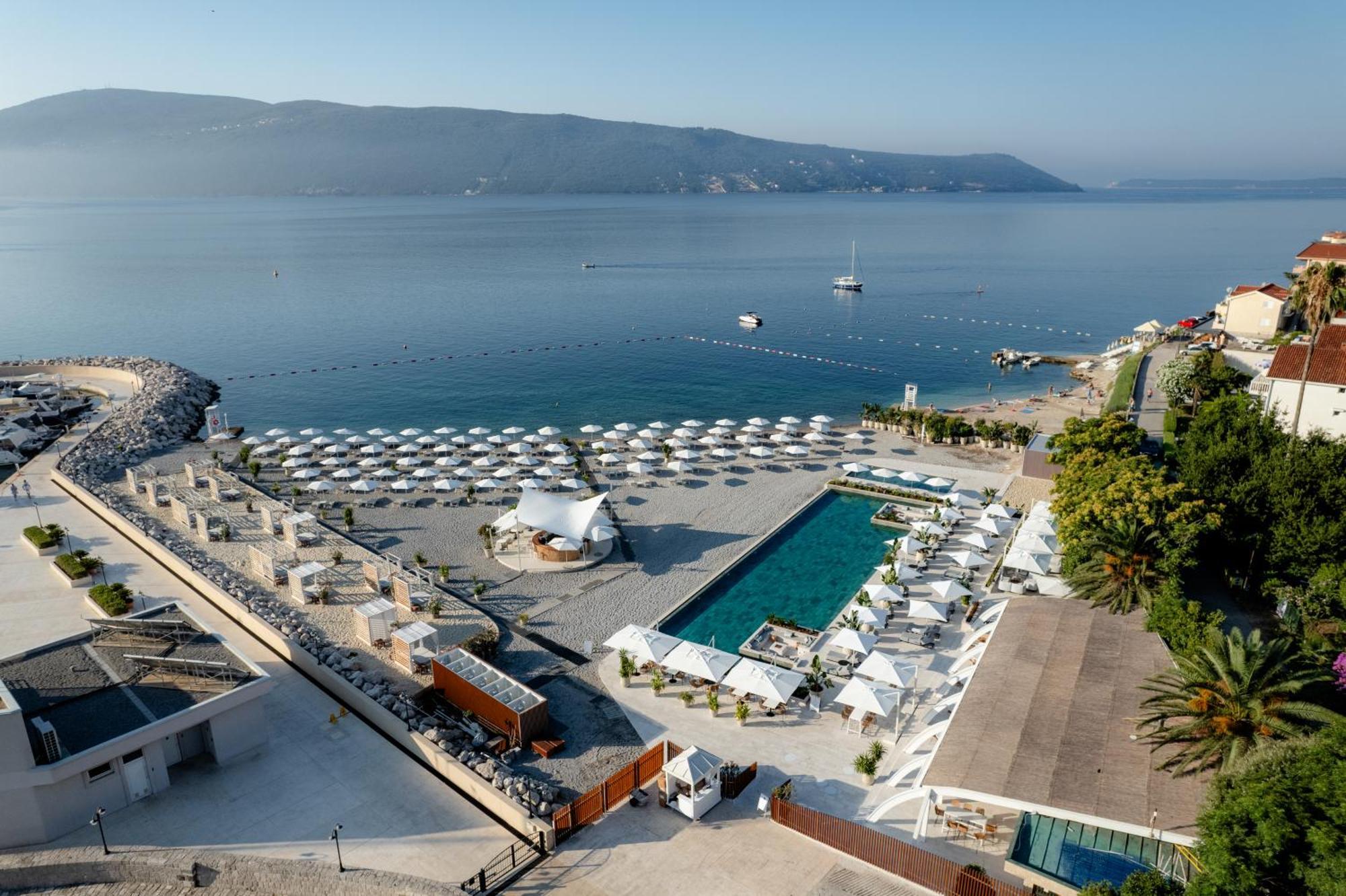 Lazure Hotel & Marina ヘルツェグ・ノヴィ エクステリア 写真